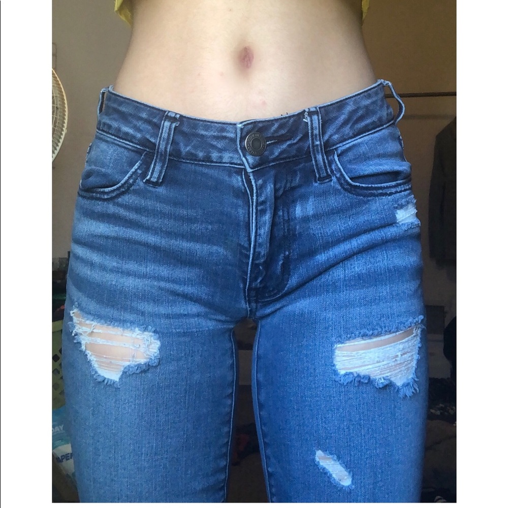 Ripped jegging jeans